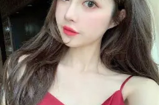 内娱开年地震！30岁网红司晓迪爆料睡遍顶流48小时反转封账号