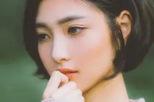 明星八卦大揭秘：辛芷蕾争C位吴签假消息泛滥！
