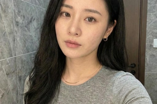 421明星八卦内容：揭秘娱乐圈的不为人知的秘密